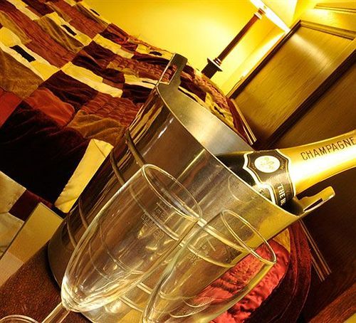 John Barleycorn Hotel Duxford Buitenkant foto
